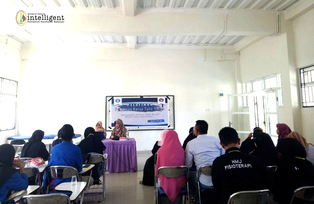 Pelatihan Karya Tulis Ilmiah HMJ FIsioterapi